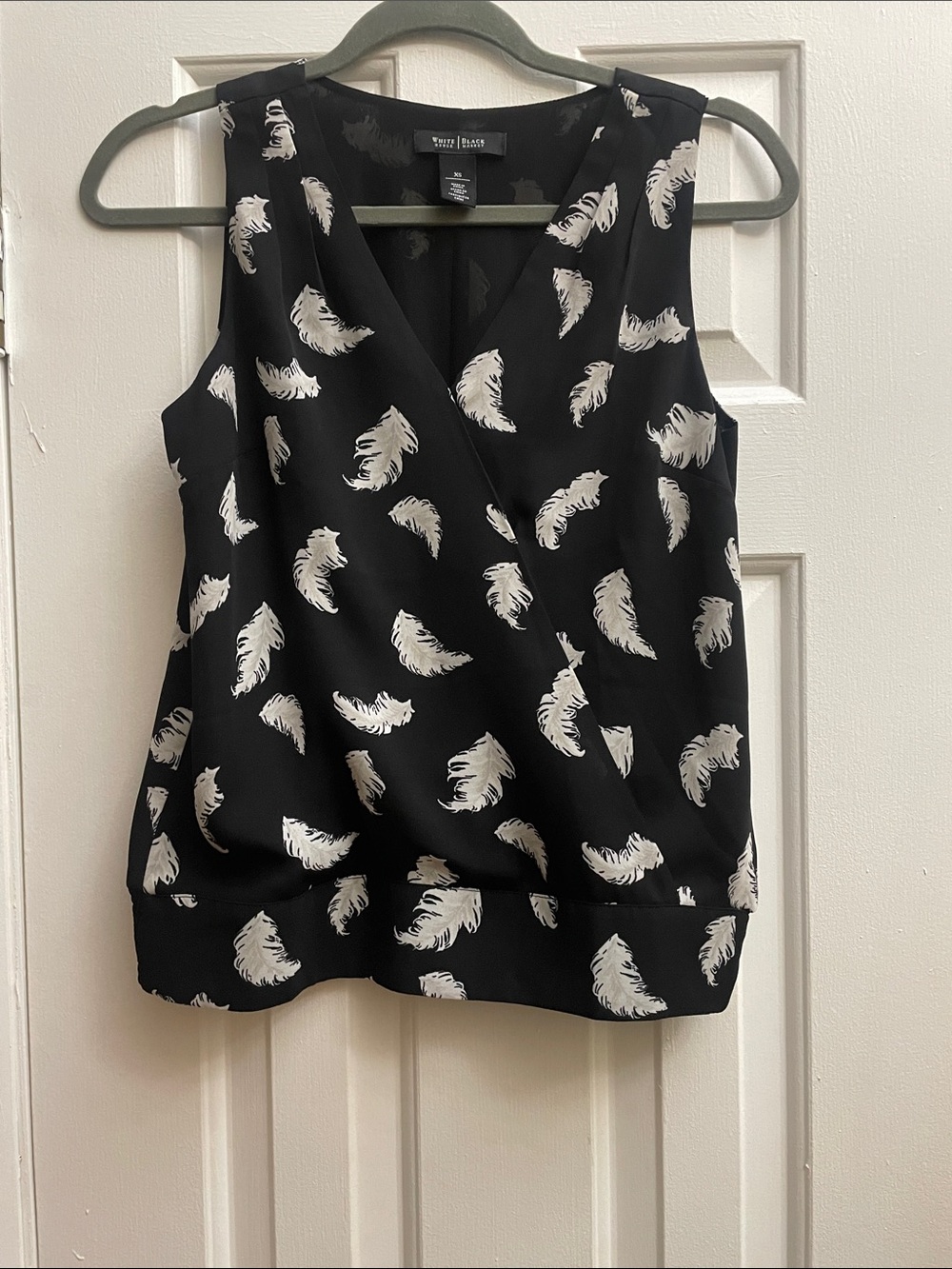 White House Black Market Black and White Feather-Print Sleeveless Surplice Top